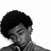 Seu Jorge - List pictures