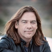 Alan Doyle - List pictures