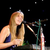 Deva Premal - List pictures