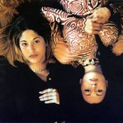 Ella Baila Sola - List pictures