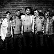 Chasing Victory - List pictures