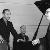 Roma Trio - List pictures