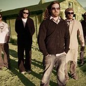 Royal Bliss - List pictures