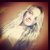 Danielle Bradbery - List pictures
