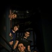 32 Leaves - List pictures