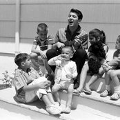 Paul Anka - List pictures