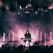 S O H N - List pictures