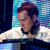 Paul Van Dyk - List pictures