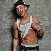 Legacy - List pictures