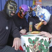 Los Straitjackets - List pictures