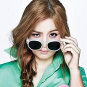 Lee Hi - List pictures