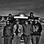 Big D And The Kids Table - List pictures