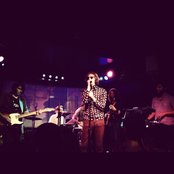 Part Time - List pictures