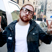 Jonny Craig - List pictures