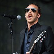 She Wants Revenge - List pictures