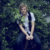 Andrew Belle - List pictures