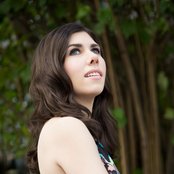 Sarah Elizabeth Foster - List pictures