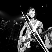 Pierce The Viel - List pictures