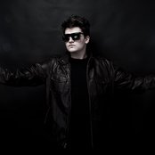 White Apple Tree - List pictures