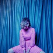 Hannah Cohen - List pictures