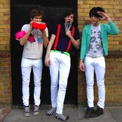 Klaxons - List pictures