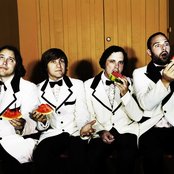 Les Trois Accords - List pictures