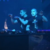 Showtek - List pictures