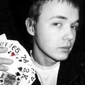 Domino - List pictures