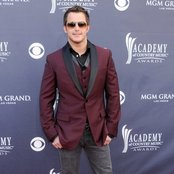 Easton Corbin - List pictures