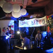 Elliott Brood - List pictures