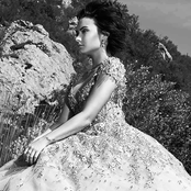 Demi Lovato - List pictures