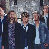 Pay The Girl - List pictures