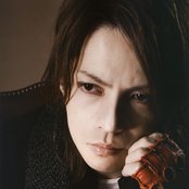 Hyde - List pictures