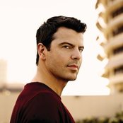Jordan Knight - List pictures
