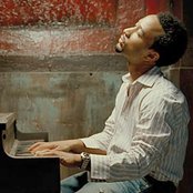 John Legend - List pictures