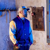 Nach - List pictures