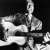 Leadbelly - List pictures
