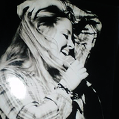 Noemi - List pictures