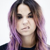 Alina Devecerski - List pictures