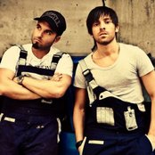 Spankers - List pictures