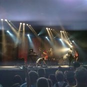 Gomez - List pictures