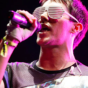 Sam Sparro - List pictures
