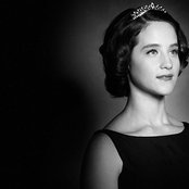 Ximena Sarinana - List pictures