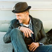 Chris Richardson - List pictures