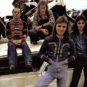 Buster Brown - List pictures