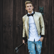 Cody Simpson - List pictures