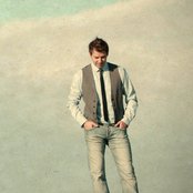 Jon Bauer - List pictures