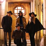 Trembling Bells - List pictures