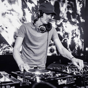 Ø [phase] - List pictures