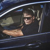 Cheek - List pictures